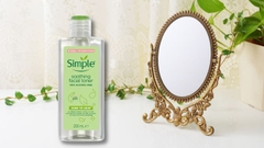 Nước hoa hồng Simple Kind to Skin Soothing Facial Toner-anh