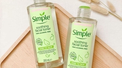 Nước hoa hồng Simple Kind to Skin Soothing Facial Toner-anh