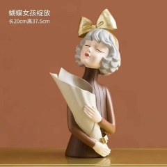 BÌNH HOA CÔ GÁI GỐM XINH DECOR ,CÔ GÁI CẮM HOA