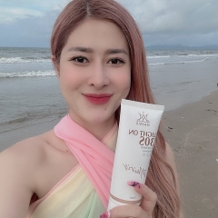 TẮM TRẮNG LIGHT ON 30S MAIRIS TRẦN NGỌC PHƯƠNG MAI - TRẮNG DA AN TOÀN VỚI GLUTATHIONE VÀ TẨY TẾ BÀO CHẾT 2 IN 1, MỀM MỊN