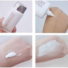 KEM CHỐNG NẮNG, DƯỠNG ẨM VITAL SUNSCREEN - HOLIKEY