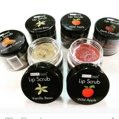 TẨY TẾ BÀO CHẾT MÔI LIP SCRUB - BEAUTY TREATS