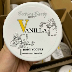 KEM DƯỠNG THỂ SỮA CHUA HƯƠNG VANILLA TÍCH HỢP NƯỚC HOA HŨ 300ML - BETTINA BARTY