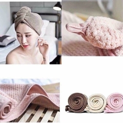 KHĂN QUẤN Ủ TÓC SIÊU THẤM MÀU TRƠN, KHĂN MŨ LÀM KHÔ TÓC SIÊU TIỆN ÍCH - DMASTORE
