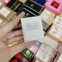 NƯỚC HOA MINI MISS DIOR EAU DE PARFUM 5ML - NOEM