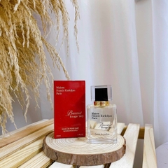 NƯỚC HOA NỮ BACCARAT 50ML - HM