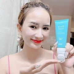 SỮA RỬA MẶT BLACK SNAIL-HUYỀN PHI