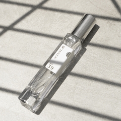NƯỚC HOA NỮ JOLIE FILLE NBáo cáo NƯỚC HOA NỮ HIDDEN SOUL NO.39 (10ML) - SCENTLABO.16 (10ML) - SCENTLAB 118.753đ