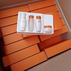 ET DƯỠNG DA CHỐNG LÃO HÓA, TÁI TẠO BỔ SUNG COLLAGEN SULWHASOO MINI 4 SẢN PHẨM AD435