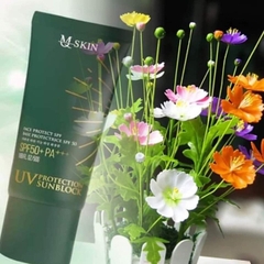 KEM CHỐNG NẮNG MQ SKIN SPF50+PA+++ UV