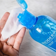 Sữa rửa mặt cerave foaming facial cleanser cho da dầu mụn nhạy cảm 236ml