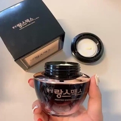 Phấn nước Clio - Vỏ đen-hàn