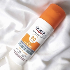 Kem Chống Nắng Eucerin Cho Da Nhờn & Mụn 50ml-đức
