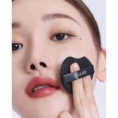 Phấn nước Clio HỘP VUÔNG - Vỏ đen-hàn