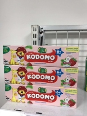Kem đánh răng KODOMO Trẻ em Dâu & Bạc Hà 60gr