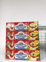 Kem đánh răng KODOMO Trẻ em Dâu 45g