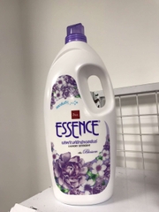 Nước giặt ESSENCE 1900ml TÍM