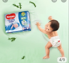 Tả quần Huggies