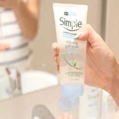 SỮA RỬA MẶT SIMPLE GEL KIND TO SKIN REFRESHING FACIAL WASH GEL 150ml