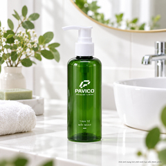 Chai mỹ phẩm PET 150ml màu xanh lá cổ 24mm vòi pump trắng Pavico trong phòng tắm