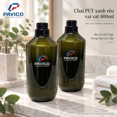 Chai PET xanh rêu 800ml Pavico trong không gian chăm sóc cá nhân cao cấp