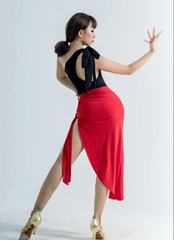 CHÂN VÁY KHOÉT HÔNG BẤT XỨNG CNULC89