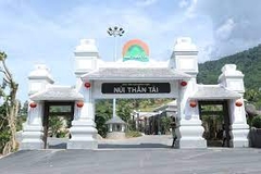 ĐÀ NẴNG _ SUỐI  KHOÁNG  NÓNG  THẦN  TÀI