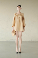 Áo Kiểu Nữ Naomi Top RR25AK119