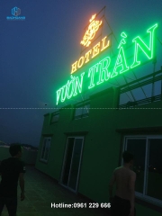 Làm biển quảng cáo salon tóc