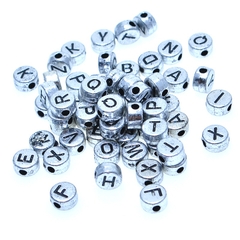 50gam hạt chữ cái , chữ số tròn dẹp đủ màu size 4x7mm, 6x10mm làm vòng hạt