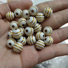 Hạt nhựa tròn hoa văn tvàng 10mm-THV07