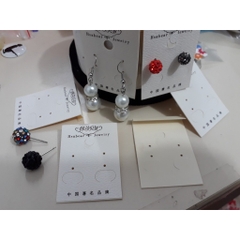 Thẻ treo bông tai bằng nhựa - khuyên tai ( bộ 10 cái)