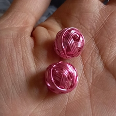 2 viên charm rỗng dây kim loại xoắn 14mm- 20mm dùng làm mặt dây chuyền, vòng cổ, trang trí thủ công