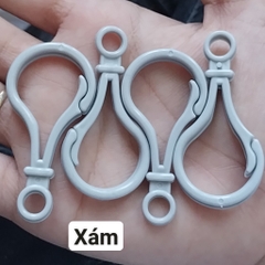 1-5 móc càng cua nhựa loại lớn 25x50mm nhiều màu