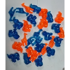 (p132-8 M2) 10-50gam con thú nhựa xanh cam làm đồ chơi trang trí có lỗ xỏ 4mm
