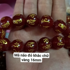 1 viên mã não đỏ đen khắc chữ vàng có lỗ xỏ 1mm đến 1,5mm size 8mmm 10mm 12mm 14mm