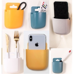 Hộp Đựng Đồ treo tường Remote TV, Máy Lạnh, Điện Thoại, Đồ Dùng Cá Nhân - Giao Màu Ngẫu Nhiên