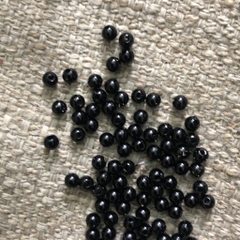 10-50 gam hạt châu 4mm, hạt cườm,hạt bẹt nhựa nhiều màu có lỗ