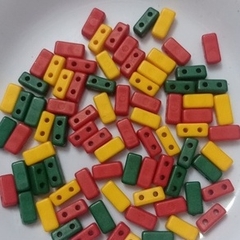 10-25gam hạt nhựa 2 lỗ đủ màu đủ size