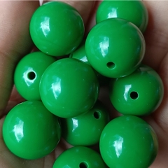 hạt nhựa 18mm tròn bóng đep nhiều màu có lỗ xỏ dây cỡ 2mm
