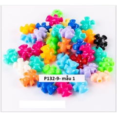 50-100gam Hạt nhựa nhiều kiểu có lỗ xỏ làm đồ chơi, trang trí