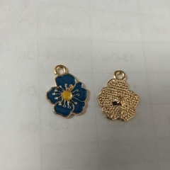 2 cái Mặt hoa 5 cánh nhiều màu