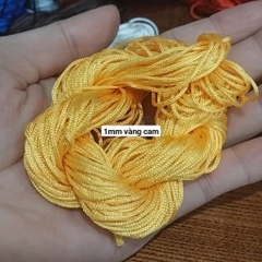 Bó lớn như hình 20-30met dây dù size 0.5-0.8- 1-1.5mm đan vòng đủ màu, dây đan vòng tay, dây thắt vòng,vòng cổ