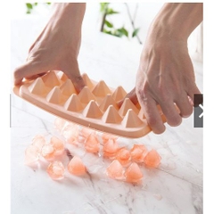 Khay làm đá nhựa viên tròn, viên kim cương