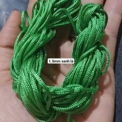 Dây dù 1.5mm có lõi nhiều màu (bó như hình 13-15m) , dây đan vòng tay, dây thắt vòng tay, vòng cổ may mắn