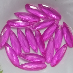 10-20-50 hạt nhựa chiếc lá dài size 10x34mm