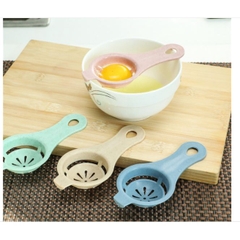 dụng cụ lọc tách lòng trắng, lòng đỏ trứng làm bánh, cho bé ăn dặm
