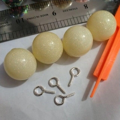 Gói 20gam hạt như kim tuyến nữa lỗ 20mm+ kèm khoen