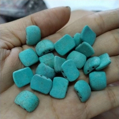 Gói 20viên đá ngọc lam nhân tạo dẹp 2lỗ 10x13mm