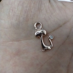 Gói 2 mặt mèo đuôi đính đá vàng nhạt